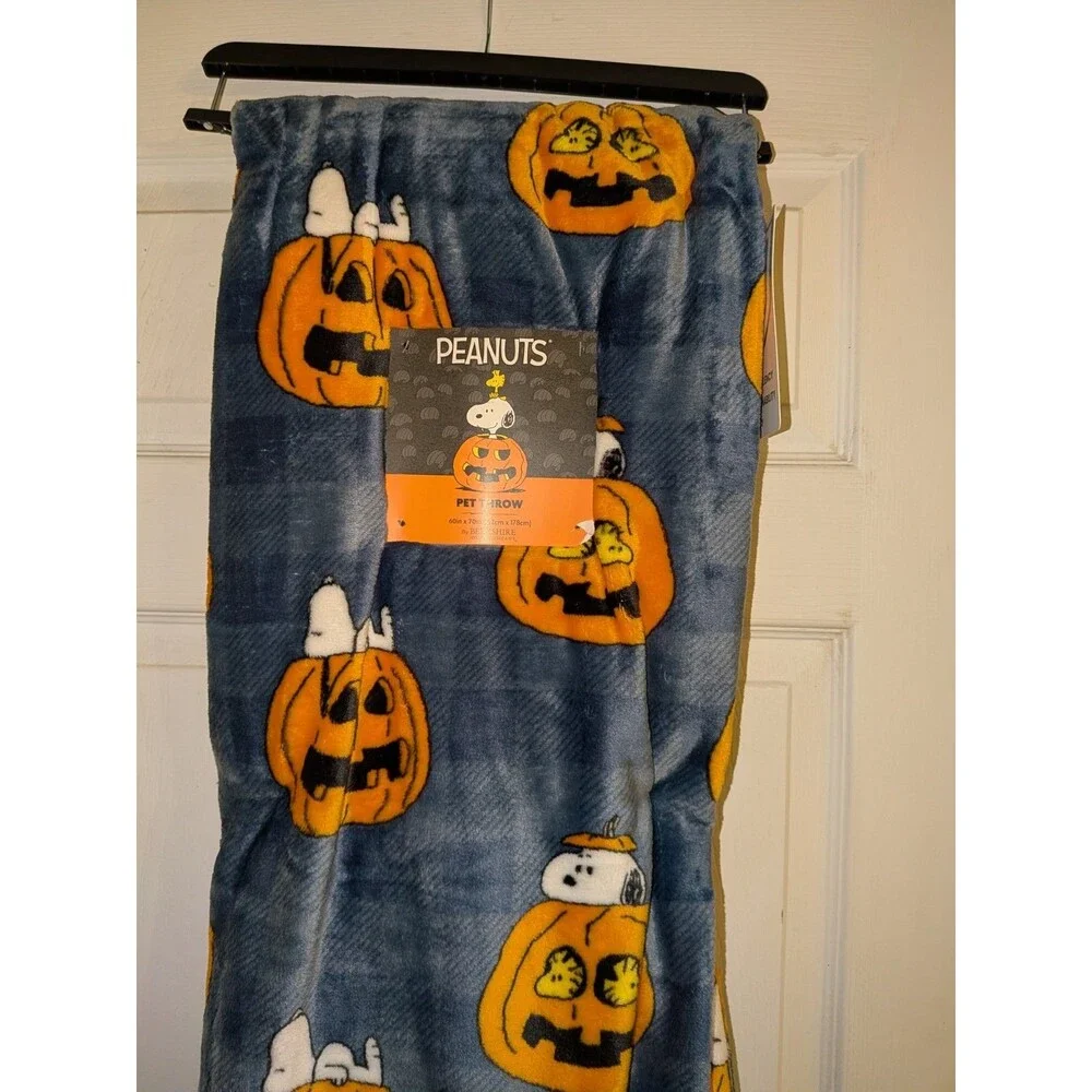Berkshire viral blanket